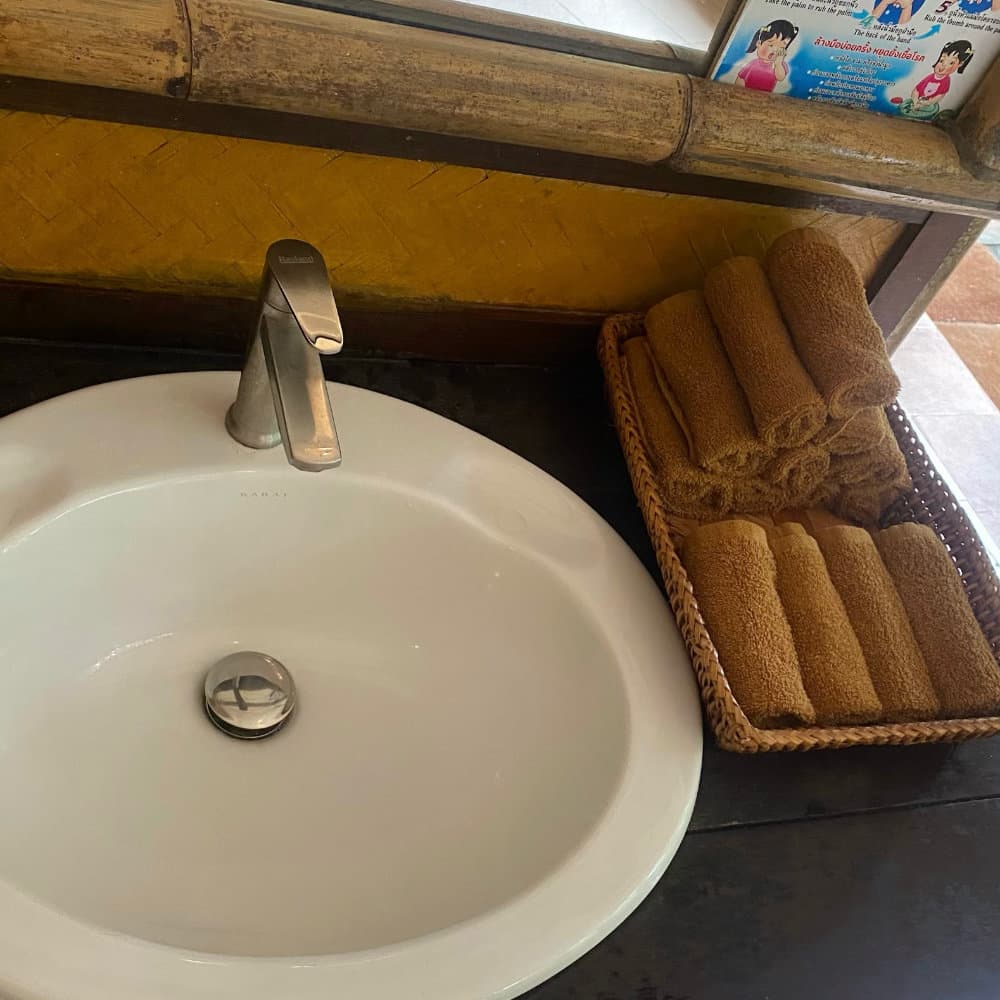 Reusable towels, no single use items