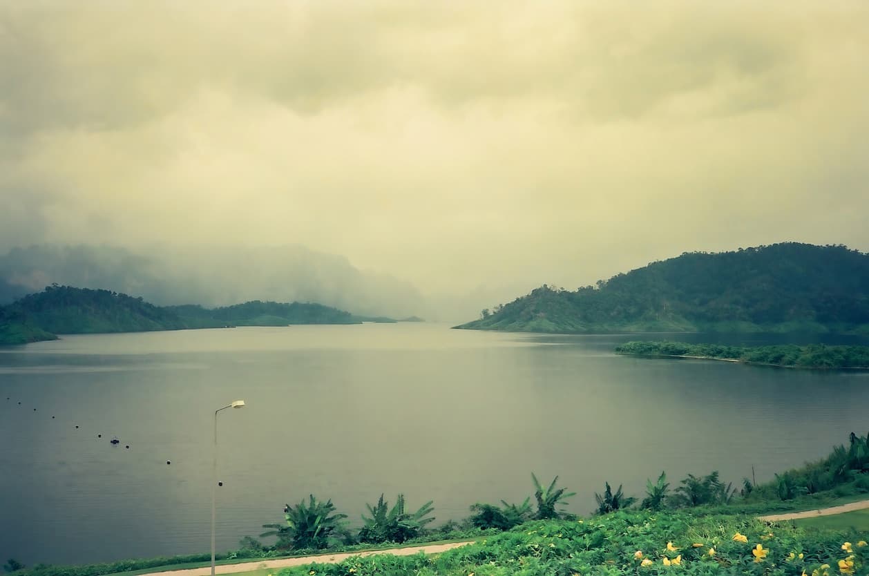 Cheow Lan Lake before tourism