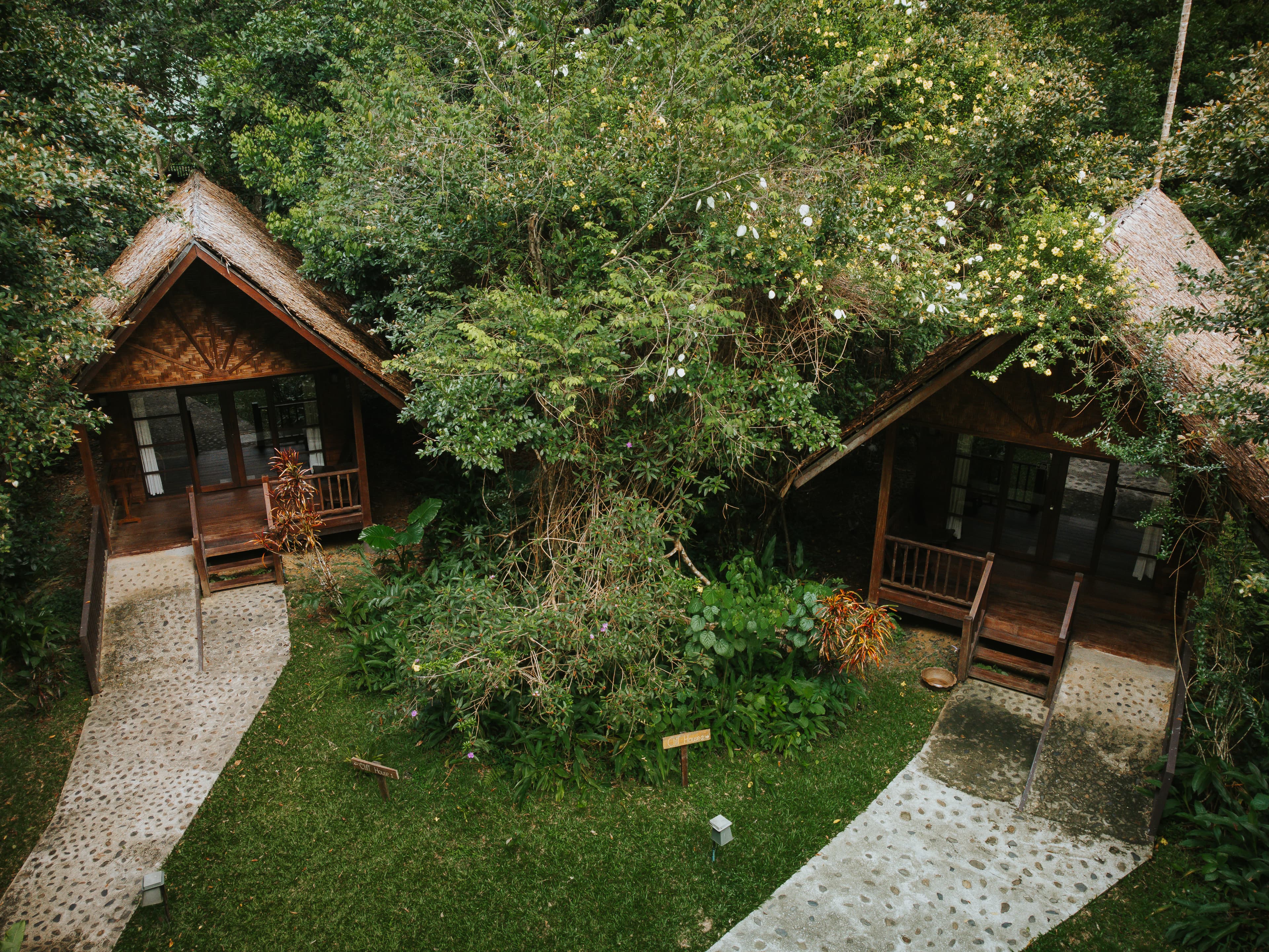 Cliff bungalow aerial view