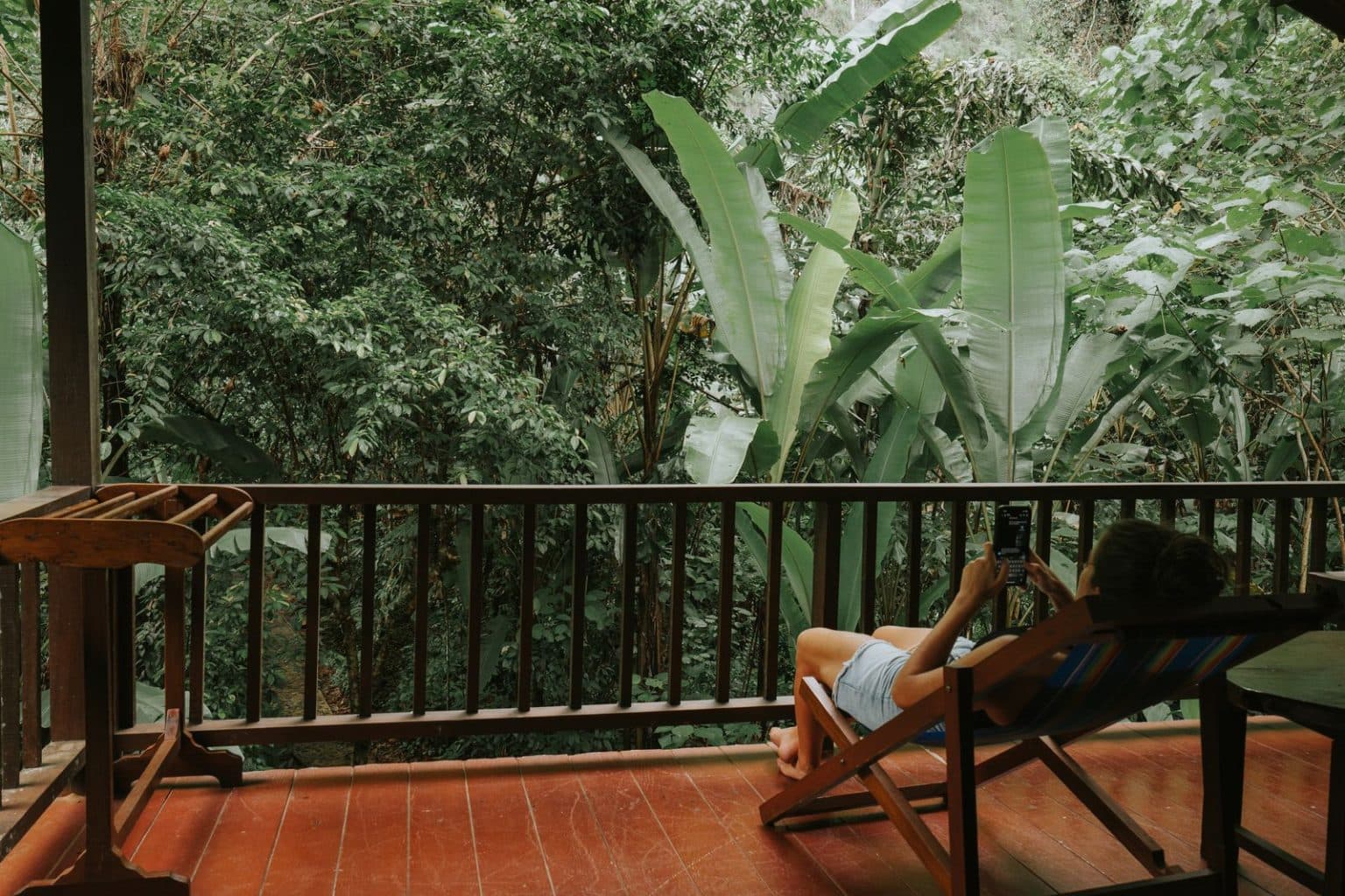 Hideaway treehouse balcony
