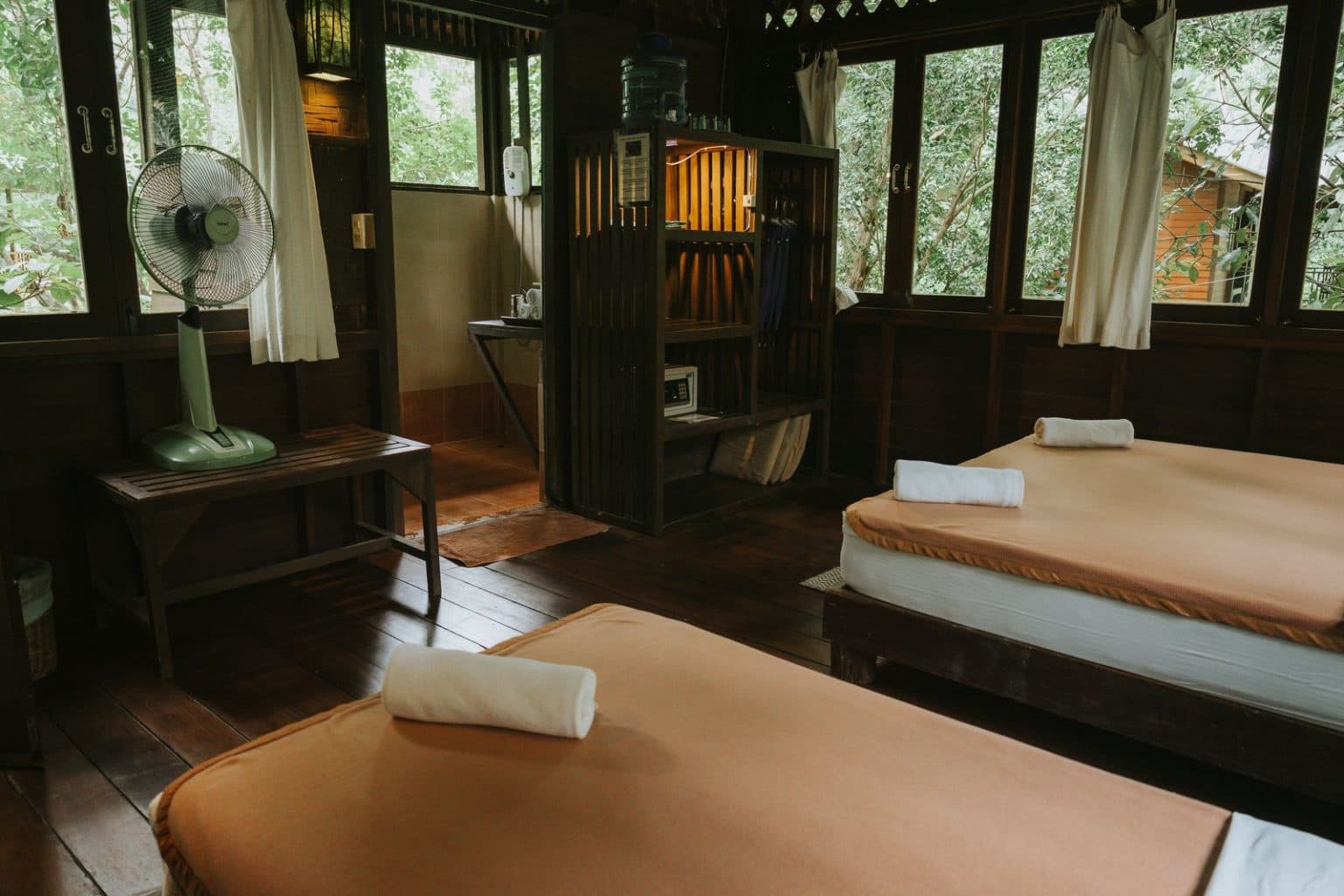 Mango treehouse interior