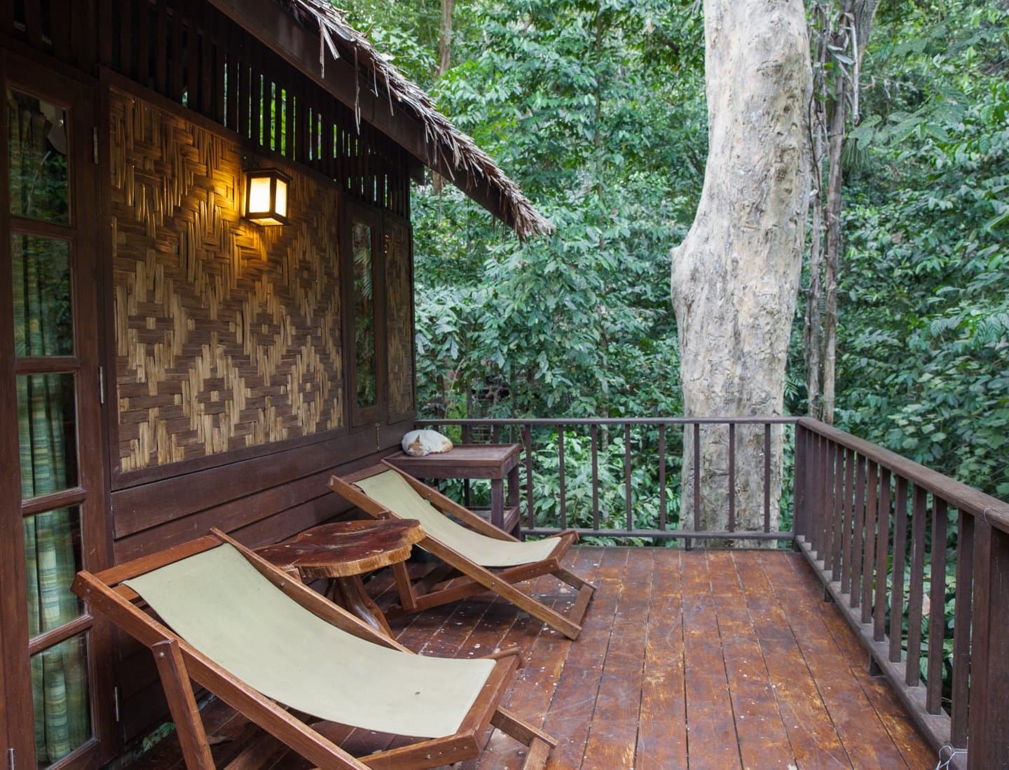 Parkview treehouse exterior deck