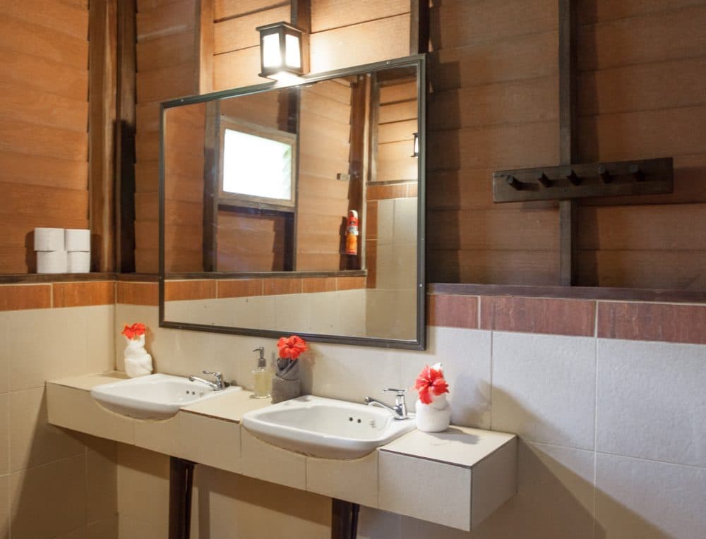 Rambutan House bathroom