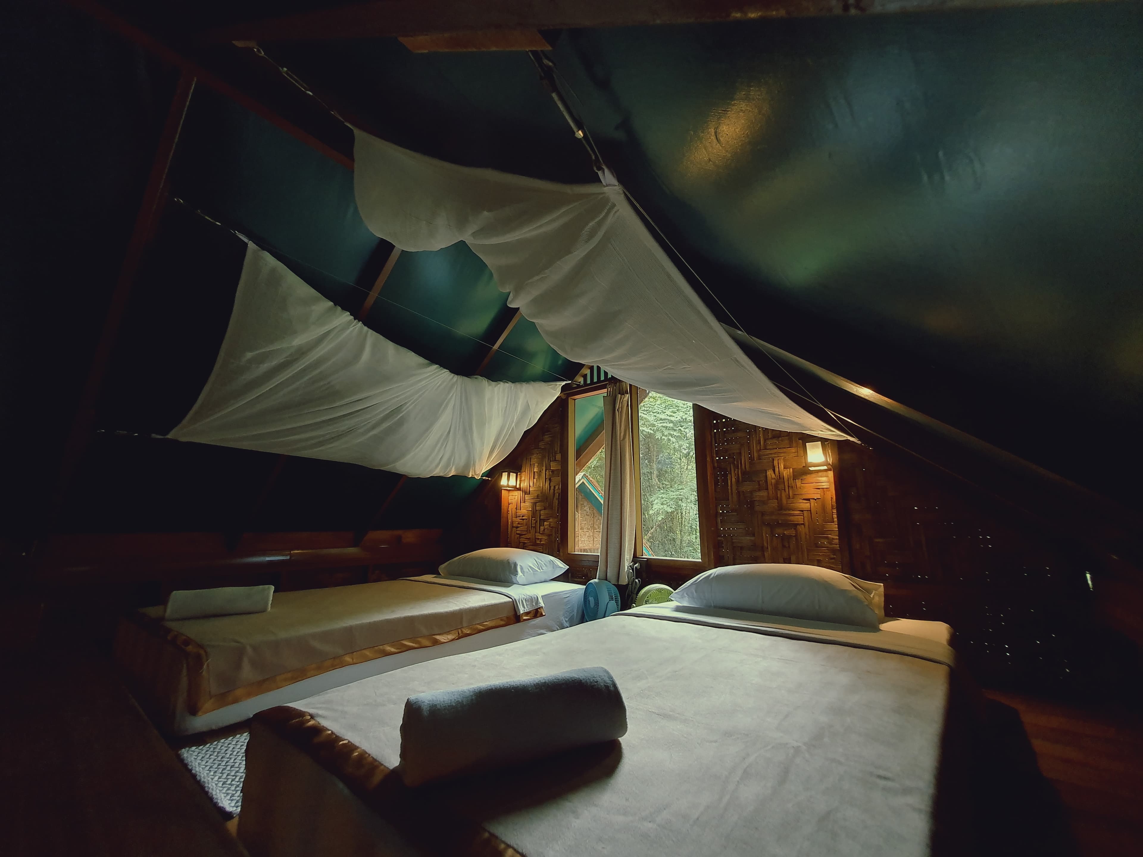 Sunrise upstairs beds interior